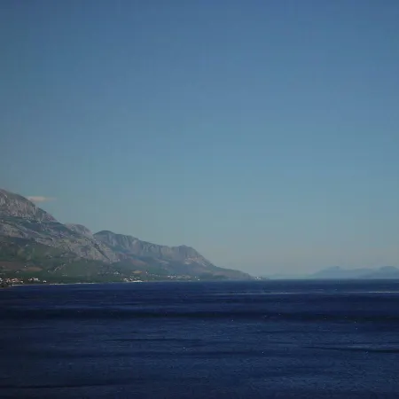 Appartement Cliff House Pisak